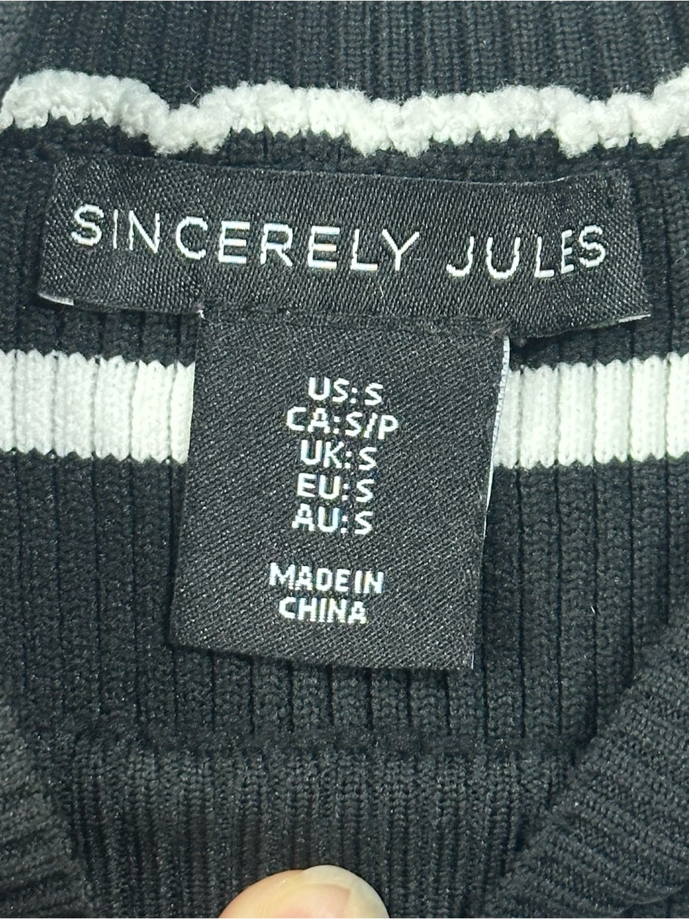 Sincerely Jules Black & White Striped Sleeveless Knit Tank - Picture 4 of 5